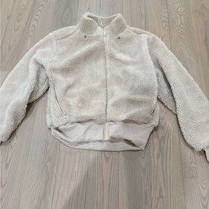 ALO Foxy Sherpa Jacket - Cream Size Large.